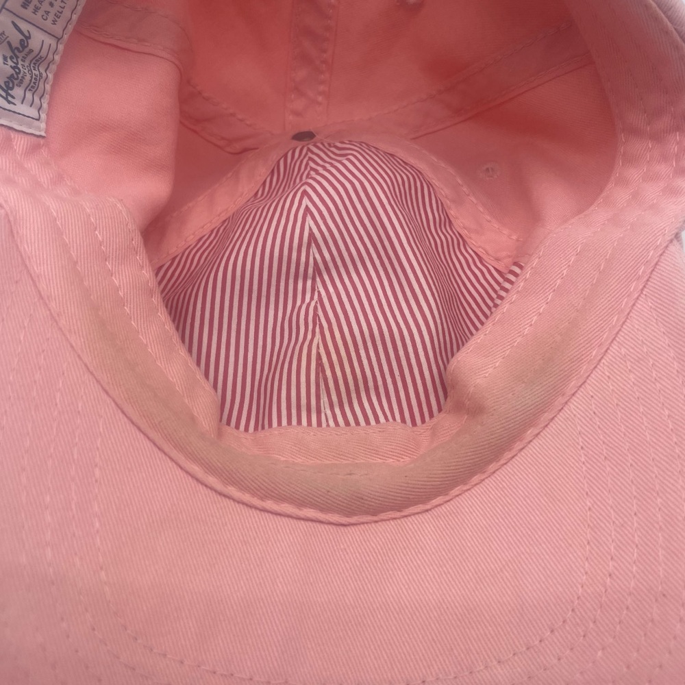 Herschel Supply Co Hat - Picture 6 of 7